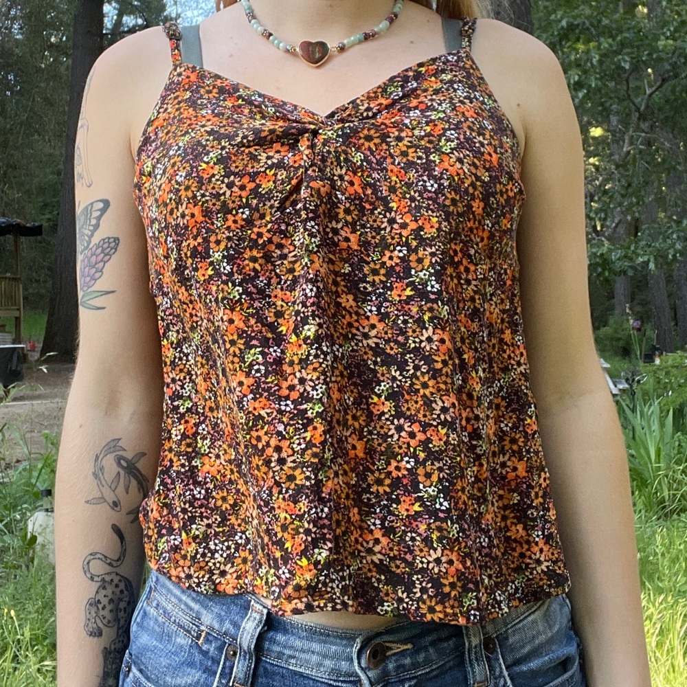 SO floral tank top🌼🌸